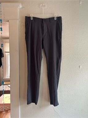 Reebok Men's Dark Gray Slim Chinos